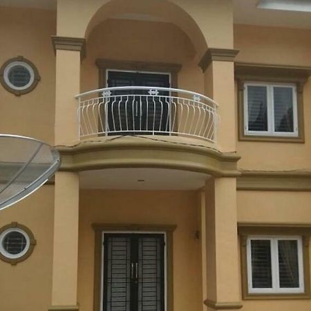 Villa Brastagi Resort Jalan Mimpin Tua Blok C No. 41 Берастаги Екстериор снимка