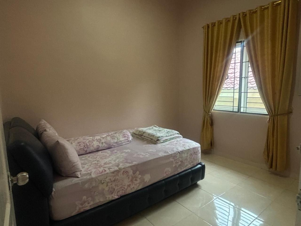 Villa Brastagi Resort Jalan Mimpin Tua Blok C No. 41 Берастаги Екстериор снимка
