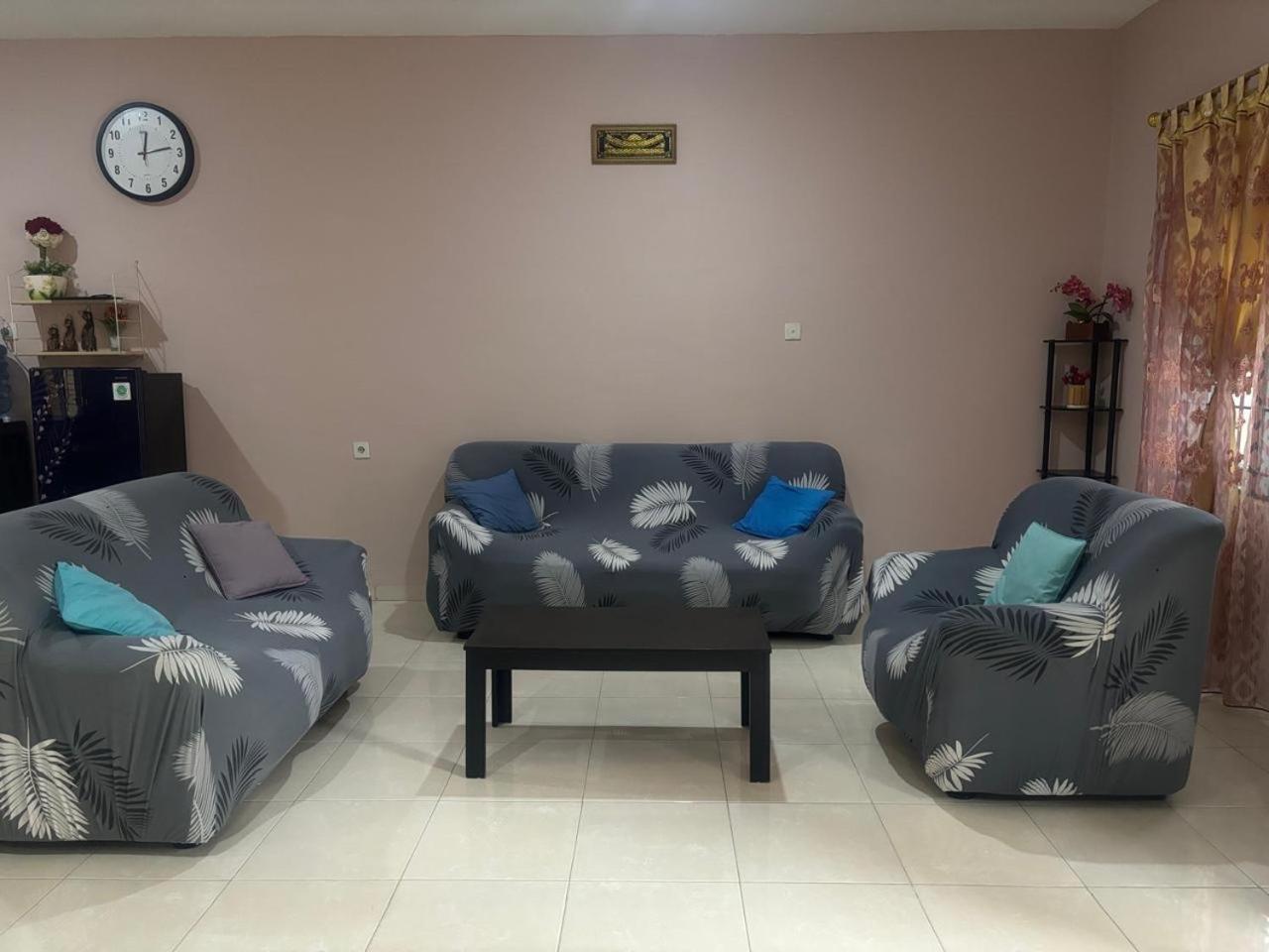 Villa Brastagi Resort Jalan Mimpin Tua Blok C No. 41 Берастаги Екстериор снимка